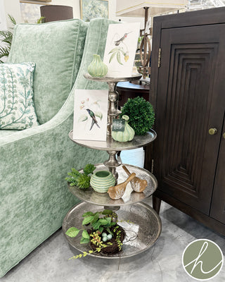 Silver Nickel 4 Tiered Round Graduated Stand