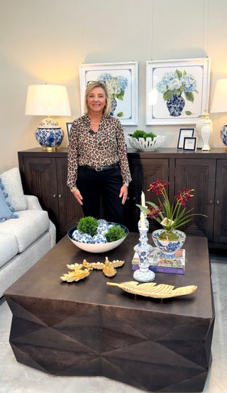 Amy with a Balanced Cocktail Table