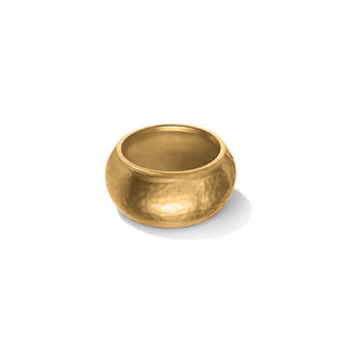 A brushed gold plated hammered ring with a simple design. Brighton