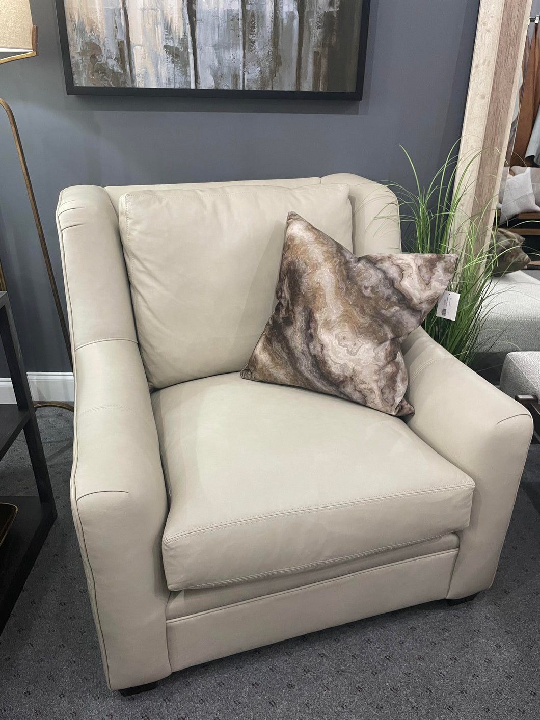 King Hickory Darra Chair in Aspen Gibson