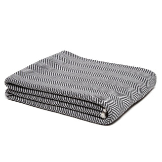 In2Green Herringbone Throw Blanket in Grey/Milk