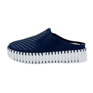 A dark indigo Ilse Jacobsen Tulip Platform Mule with a white sole.