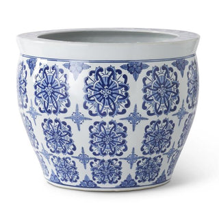 Large Blue & White Chinoiserie Pot