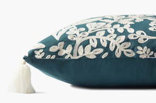 Load image into Gallery viewer, Blue &amp; Cream Leaf Pillow
