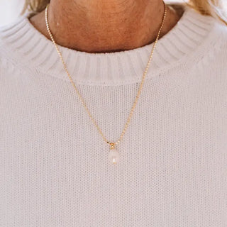 Pure Pearl Necklace