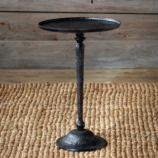Salon Side Table
Black metal side table aluminum