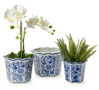 Blue Willow Hand-Painted Blue and White Chinoiserie Floral Hexagon Shape Planters