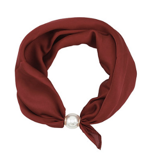 Wine Scarf Necklace with Pearl Magnet