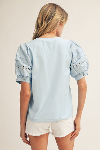 Lace Accent Puff Sleeves Solid Top in Light Blue