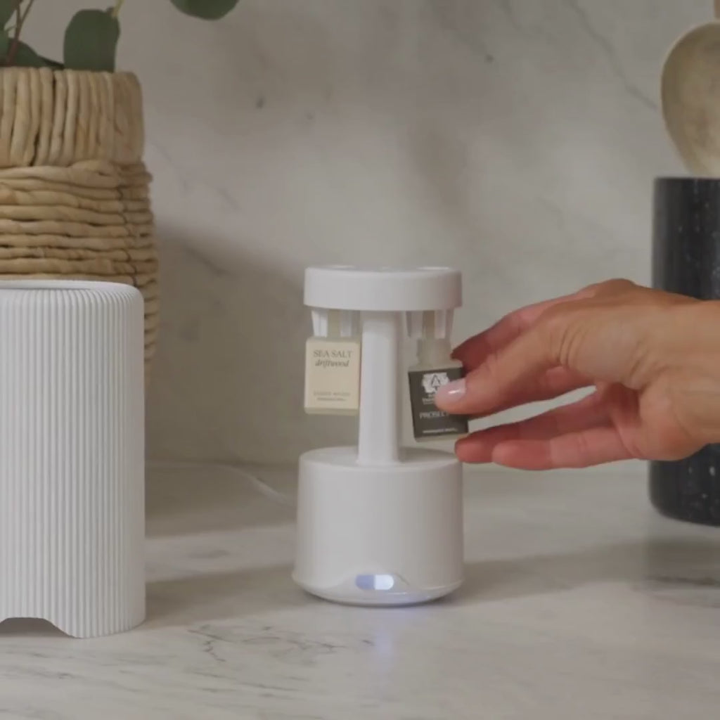 White PURA Plus Smart Fragrance Diffuser