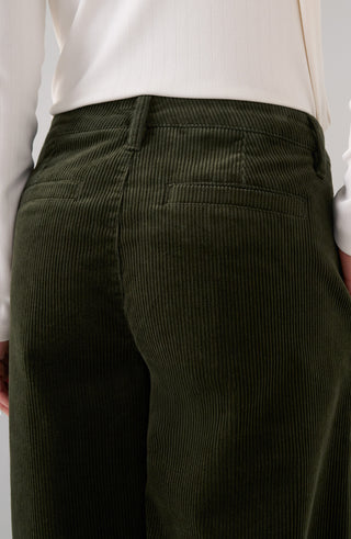 Liverpool Mid-rise Crop Wide Leg with Pintuck Pants, Hunter Green