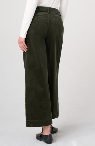 Liverpool Mid-rise Crop Wide Leg with Pintuck Pants, Hunter Green