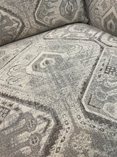 Load image into Gallery viewer, King Hickory Shannon Swivel in Balasara Cloud

