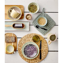 Load image into Gallery viewer, Cotton Crocheted Pot Holder
